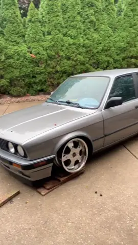 New wheels for the e30!! Jdm meets german. #WelcomeWeek #bmw#e30