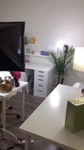 This took longer then expected 😅 #WelcomeWeek #makeup #beautyroom #makeuporganization