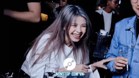 im lặng cho đại ca nghe điện thoại😆