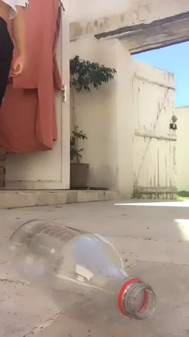 À vous de me montrer comment vous pouvez transformer une bouteille en plastique 😘 / #takethefirststep #adidas @adidasoriginal  @zalando #ad