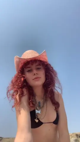 pov i’m ur gf n i’m burying you in sand at the beach but little do you know i’m gonna completely cover you and turn you into sandman so we can rule th