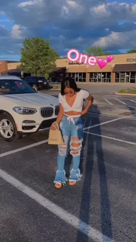 #greenscreen which one y’all like🥺 mines 5❤️ #fyp