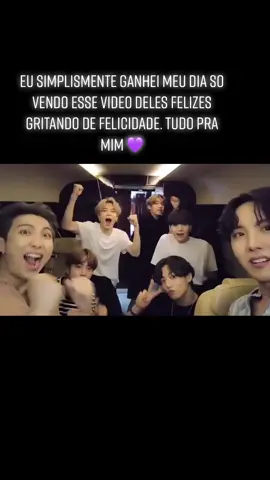 Ele gritando de felicidade pq ficou em #1 da billaboard pela segunda semana consecutiva. #barmy #bts #foryoupage #foryou
