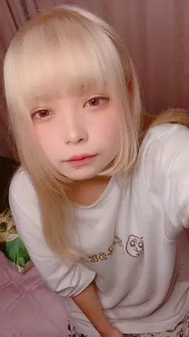 寝る前にいきなり思い立って撮ったからクソダサパジャマです#毎日投稿 #おすすめにのりたい #パジャマ