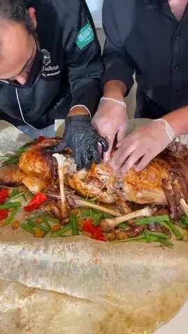 خروف محشي 🐏#knowyourkitchen #restaurantrecipes #foodhacks #FoodTok #thechef #FoodLover #dessertchallenge #dessertmaker #desertrecipe #foodhunter