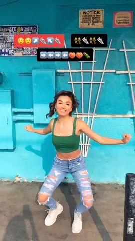 EMOJI DANCE TUTORIAL💚 #ThatsHot  #IGotTheMusic #stepbysteptutorial #dance #fashionista #TikTokFashion #viral #foryou #fyp