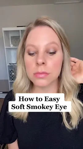 How to soft smokey eye #MakeupRoutine #easyeyemakeup #softsmokeyeyelook #eyemakeuptutorial