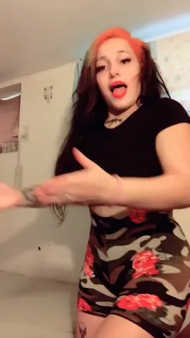 Yasssssss let’s link 😋😋😋 haha #fyp #fypシ #parati #foryoupage #foryou #viral #RaiseYourGame #dance #fypシ 🔥