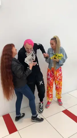 Деньги или любовь ?!❤️ or 💵 insta: ale4kafly