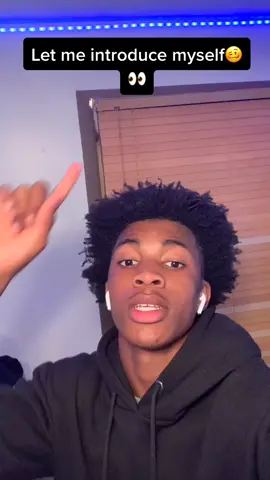 Here ya go🥴👀 ig: lilmarijohnson_ #fyp #foryou #introduceyourselfchallenge #introducingmyself #forthegirls #boysandgirls #viral #hooper #4yp #girls