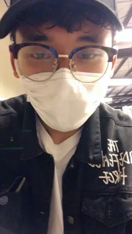 Hati hati kalau kalian lagi di umum ya