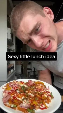 This is my current go to lunch.. FLAVOUR CENTRAL #tiktokfood #ukfood #healthylunch #Recipe #lowcalorie #highprotein #lowcarb #lowcalorierecipe #lunch