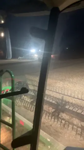 It’s a love hate relationship with harvesting at night. #johndeere #wheat #harvest19 #fyp