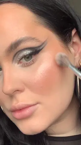 silver ⛓🤍 ib @glamxbrit ✨