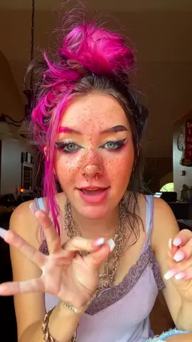 true story actually sad story actually scary story actually funny story. #fyp #storytime #GetTheLook #eye #eyelashes #quickrecipes #ghostphotoshoot