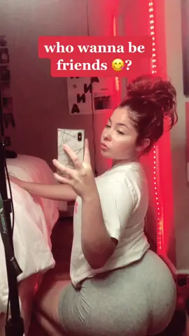 #foryou 😍 instagram; iybrianna / snapchat ; iybrianna !! following everyone back😉