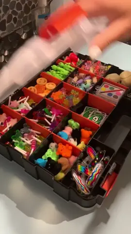 Packaging at its finest! Order for @verania_w #asmr #earrings #packaging #jewlery #satisfying #foryou 💜