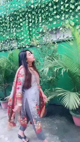 তোমার ভাংঙ্গা গারিতে আমি যাব না😇#fyp #foryoupage #viralvideos #trendingsong #tiktokbdteam #banglaromanticsong #sylhety_furi #annisuva