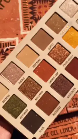 The new @colourpopco Sandstone collection wow😍#WorldPeace #colourettecosmetics #makeup #unboxing #beautyessentials #MakeupRoutine #ulta