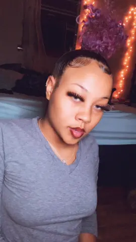 hey 🌚 who wanna be friends!!#fyp #foryou #viral #thirsttrap #single