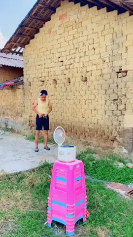 Like it if you like this funny video#WorldPeace #heyangel #MusicLesson #plantsoftiktok #musiclesson @billyraycyrus