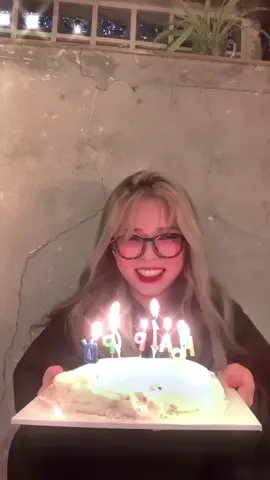 ✨ It's my birthday ✨ #추천 #fyp #asiangirl #birthday #18 #생일 #friend