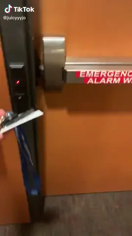 I never knew I needed to see this but here we are (via @juicyyyjo) #foryou