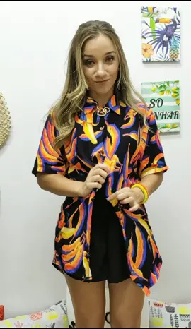 Um jeitinho diferente de abotoar aquele camisão!!! Instagram @okmodacarioca #tiktok #foryou