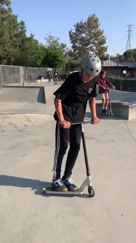 The skateboard wheels don’t really work too well 😂 #scooter #skateboard #foryou #grantschindler #scooters