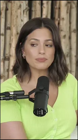 Such Beautiful Words By @theashleygraham❤ #ashleygraham #bodypositivity #empowerment #positiveaffirmations #jayshetty #inspiring #fy #selfdevelopment