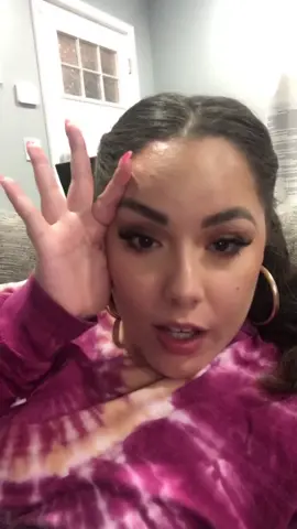 THANK YOU FOR 40K!!! Should I do a TikTok LIVE?!!!