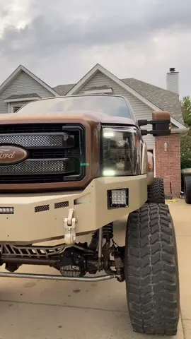 ‘Twas A Good Idea 🤩 #FeelingGood #fyp #lifteddually #liftedtrucks #trucks #dieseltrucking #trucklife #46s #sematruck #ford #pavementprincess