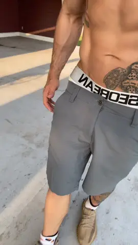 #gay #bi #linkinbio