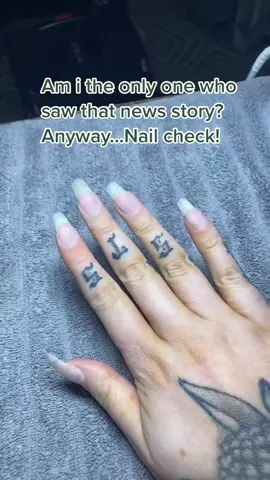Fresh Gel mani! couldn’t mute the audio it’s too good.