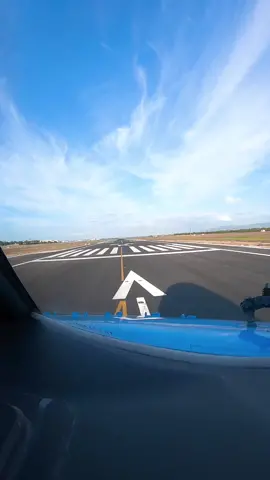 Who knows the airport ? #plane #flying #office #pilot