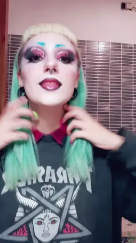 Quando arriva la parte in cui mi si alza l'autostima? #neiperte #viral #foryoupage #perte #foryou #fyp