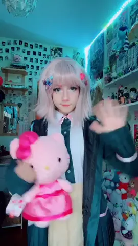 idk if i like this hshdhf #chiakinanami #cosplay #danganronpa #chiakinanamicosplay #creativedisguise #fyp #foryoupage #LearnOnTikTok #gaming #sanrio