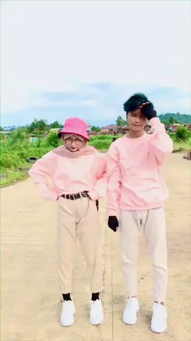 Kaku bat dh wkwk