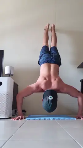 working to get that proper form back. #pushups #workout