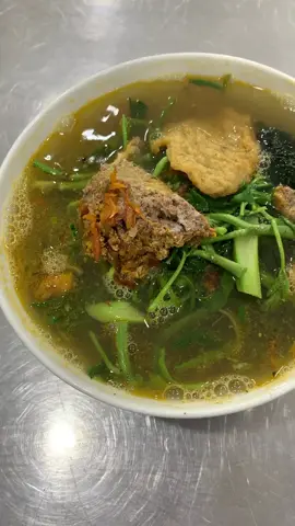 Vào Đến SG Hạ Cánh Cái Là Phải Phi Ngay Ra Quán Bánh Đa Cua Hải Phòng Đường Hồng Hà Cạnh Sân Bay Ăn Ngay  1 Bát 😊 Ai Đã Từng Ăn Điểm Danh Cái Nhỉ ❤️