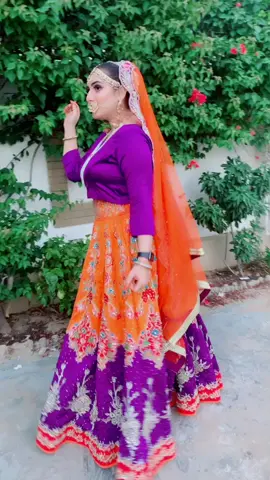 Makeup by @hamidasbeautysalon follow me on insta (Aqsa aziz jamali) #leelateam 🌺