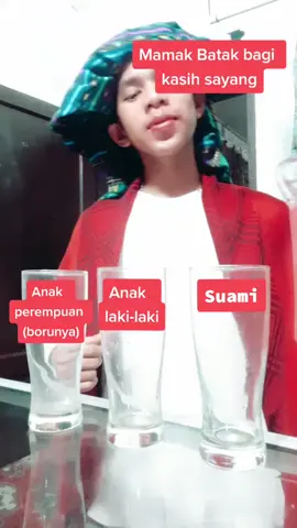 ga semua, tapi biasanya banyak yang kek gitu. betul nya wahai anak boru? #fyp #fypage #batak #medan