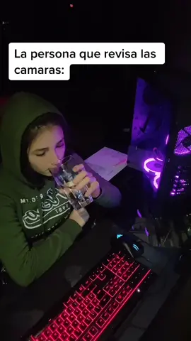 Pa’ que digo que no, sí soy 🤪😂 Credits: @andreachahin1