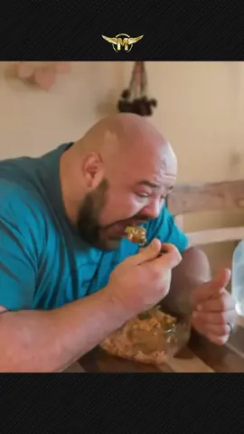 Brian Shaw 👊 #food #eating #gains #strongman #muscle #strong #makavelimotivation