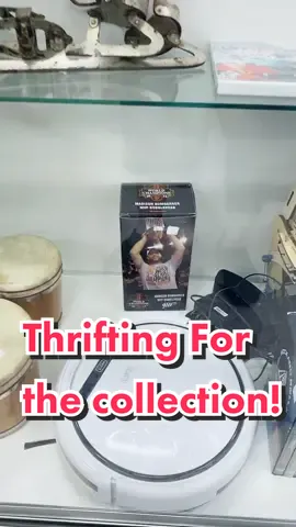 I love selling and keeping bobbleheads #fliplife #americanarbitrage #sanfranciscogiants #madisonbumgarner #reseller #bobbleheads #bobblehead