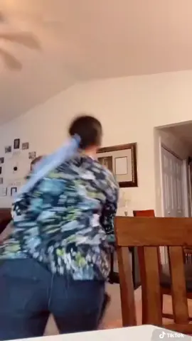 Este es uno de nuestros videos que me hace llorar de la risa cada vez que lo veo 😅😂😂 #fyp #foryoupage #funny #husbandwife #tiktok #parati
