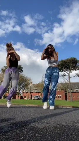 it’s october but we’re ready for xmas @selmaaaasienna