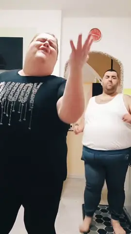 Questo è quello che accade quando dimentichi i passi di un #trend 😅 @egidioviscardi83 siamo senza speranza!