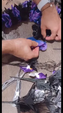 Corona de Flores 👻 #DIY #dollartree #halloween #decoration #homedecorideas #flowercrown #fyp #diyproject #halloweenvibes #octobertiktok #decoracion