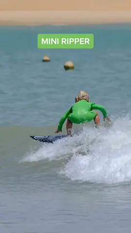 4 years old and froth in’! @joaovitor_mariaclara #Affirmations #OvercomeYourFear #levitating #dayinmylife #wsl #surfing #fyp Video: Dani Grubba